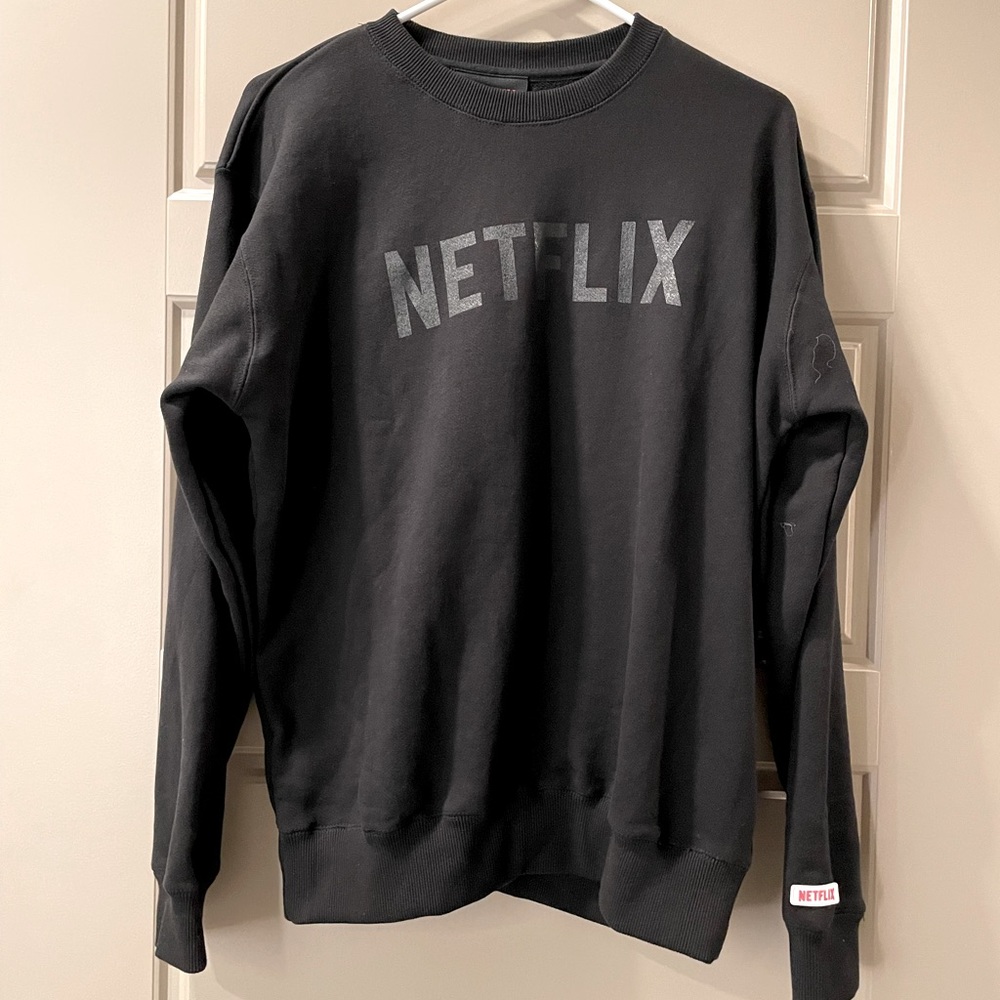 BEAMS x Netflix Crewneck